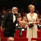 Nejvt hvzda festivalu Uma Thurman s prezidentem MFF Karlovy Vary Jim...