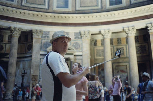 Itálie plon zakazuje selfie tye.