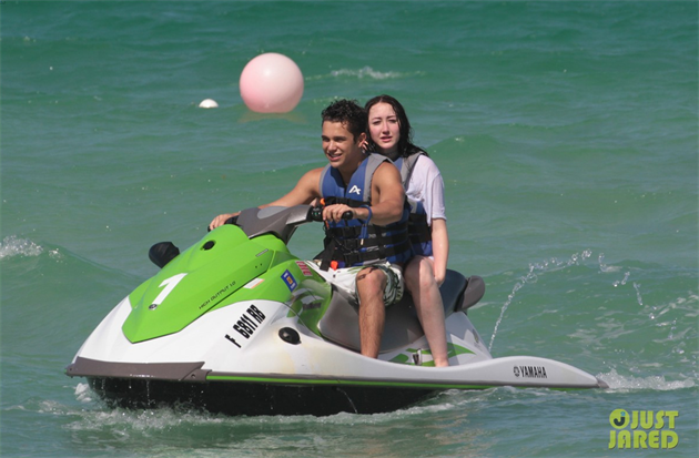 Noah Cyrus a Austin Mahony