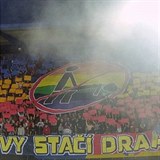 Ultras se netaj ani svou homofobi.