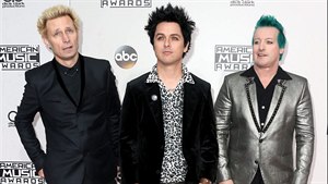 Green day se rozloučili se svým manažerem. Green day se rozloučili se svým manažerem.