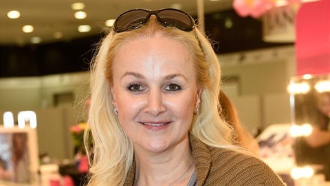 Podle Ornelly je Finková zhrzená stařenka. Podle Ornelly je Finková zhrzená stařenka.