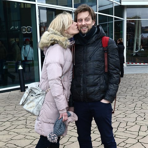 Kristina po boku Václava vypadá spokojeně.