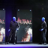 Od minulho roku Blue Man Group pat pod slavn Cirque du Soleil, kter je...