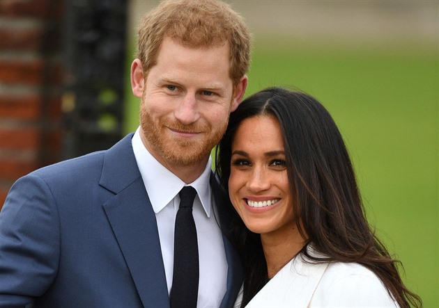 Hereku Meghan Markle Británie pijala mnohem lépe, ne Wallis Simpsonovou.