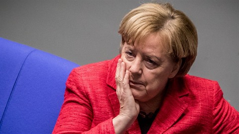 Angela Merkelová svj boj za multikulturn obohacenou Evropu prohrává. Její...