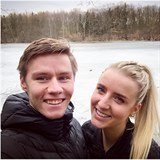 Pavel Maslk a Nella Borovenov po zasnouben