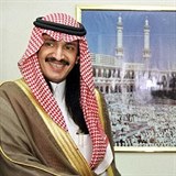 Princ Turki bin Bandar s pkistnskm ministrem v roce 2003.