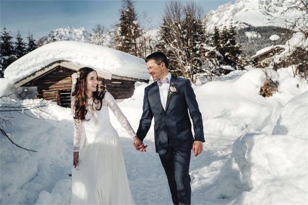 Svatba probhla v tyrolských Alpách.