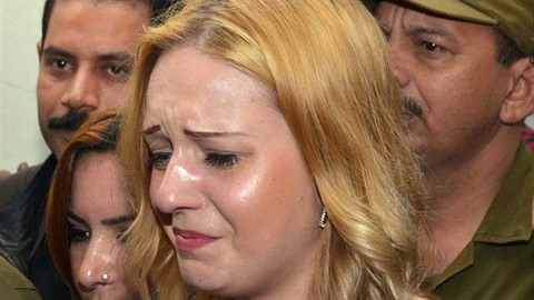 Terezu čeká drsný pákistánský kriminál. Terezu čeká drsný pákistánský kriminál.