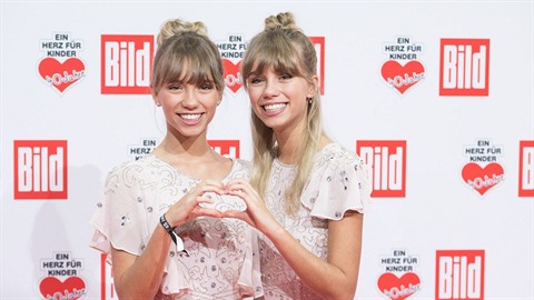 Lisa and Lena Lisa and Lena