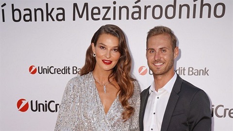 Nikol Švantnerová s přítelem Patrikem Dresslerem Nikol Švantnerová s přítelem Patrikem Dresslerem