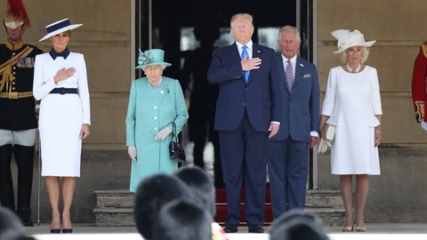 Donald Trump nemá dobré vztahy s královskou mediální kanceláří. Charlie... Donald Trump nemá dobré vztahy s královskou mediální kanceláří. Charlie...