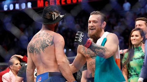 McGregor nabral svalovou hmotu a podle svých slov je připraven utkat se s... McGregor nabral svalovou hmotu a podle svých slov je připraven utkat se s...