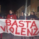 Památku Zdeňky podle italských médií uctila tisícovka lidí.