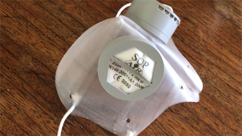 Jednoduchý 3D respirátor si mete vytisknout i doma.