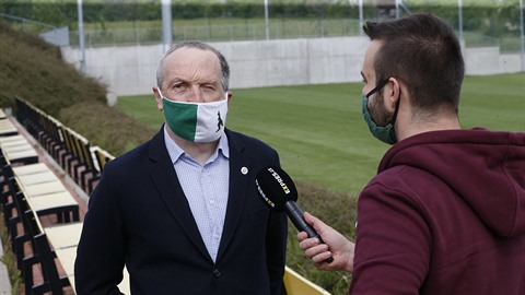 Václav Klaus mladší během rozhovoru s redaktorem Expres.cz. Václav Klaus mladší během rozhovoru s redaktorem Expres.cz.