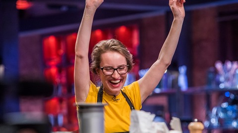 Pavlína Lubojatzky v reality show MasterChef Česko. Pavlína Lubojatzky v reality show MasterChef Česko.