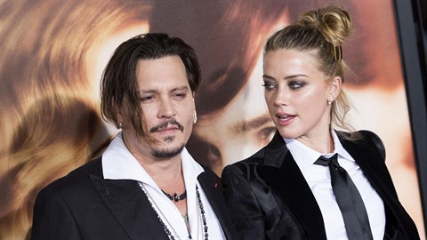 Amber Heard a Johnny Depp Amber Heard a Johnny Depp