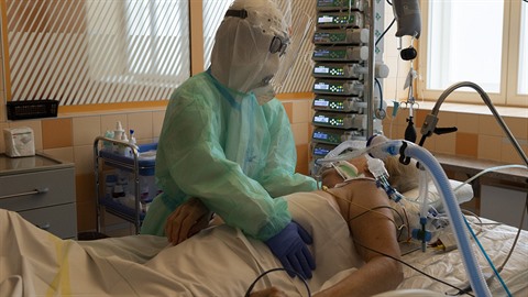 Oddělení na klinice anesteziologie, resuscitace a intenzivní medicíny ve... Oddělení na klinice anesteziologie, resuscitace a intenzivní medicíny ve...