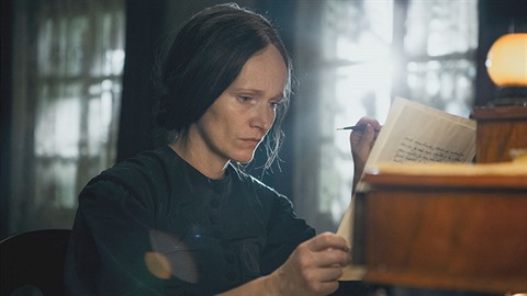 Aňa Geislerová coby Božena Němcová Aňa Geislerová coby Božena Němcová