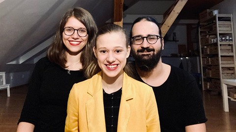 Tereza Těžká se přiznala, že žije v polyamorním vztahu. Tereza Těžká se přiznala, že žije v polyamorním vztahu.