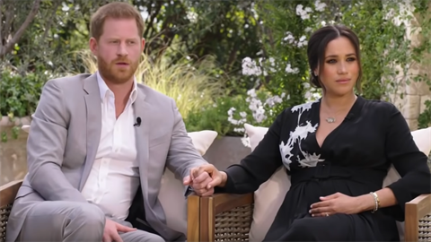 Princ Harry a Meghan Markle v pořadu Oprah Winfrey. Princ Harry a Meghan Markle v pořadu Oprah Winfrey.