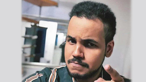 Dominik Feri razantně změnil vzhled. Dominik Feri razantně změnil vzhled.