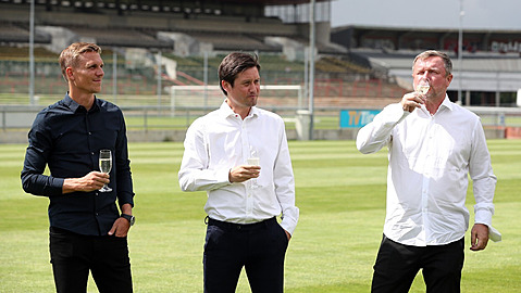 Bořek Dočkal, Tomáš Rosický a Pavel Vrba před začátkem letošní sezony. Bořek Dočkal, Tomáš Rosický a Pavel Vrba před začátkem letošní sezony.