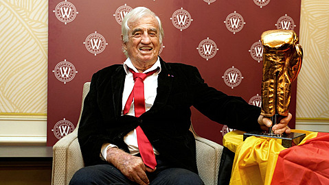 Jean-Paul Belmondo byl velký fanoušek boxu. Jean-Paul Belmondo byl velký fanoušek boxu.