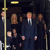 Rodina Trumpovch na pohbu Ivany Trumpov.