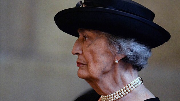 Lady Susan Hussey na pohbu královny Albty II.