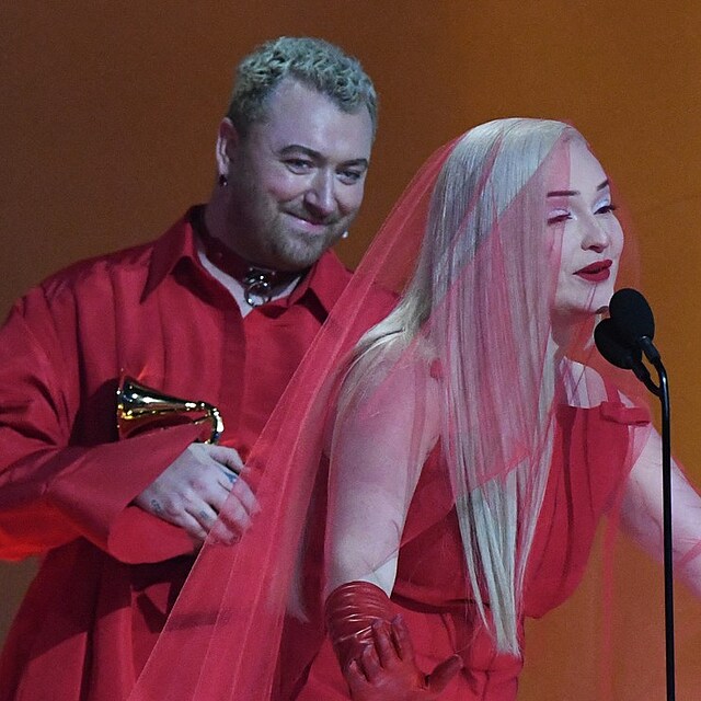 Sam Smith a Kim Petras vyhráli ocenění pro nejlepší popové duo.