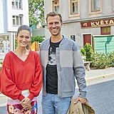 Divci Ulice u jsou ze vztahu Magdy (Veronika ermk Mackov) a Prokopa,...
