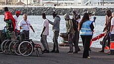 Na Kanárských ostrovech se vylodilo 80 mladých migrant.