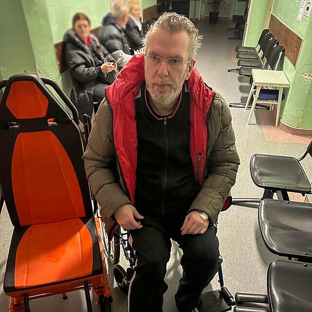 Richard Müller začátkem roku vyděsil fanoušky fotkou z nemocnice.