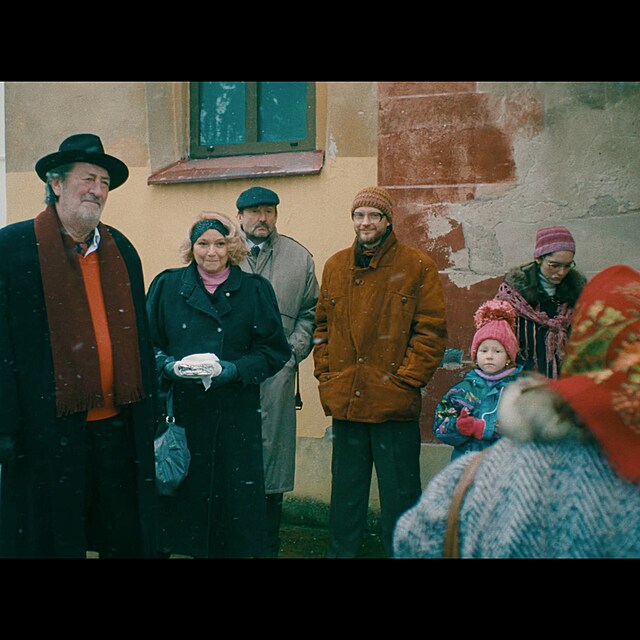Ve filmu A máme, co jsme chtěli hrají i Bolek Polívka a Anna Šišková.