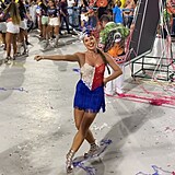 Veronika Llov se na karnevalu objevila v kostmu esk nrodn vlajky