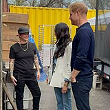 Meghan a Harry navštívili BBQ restauraci v Austinu.