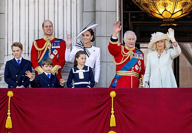 Nejužší rodina - panovník a budoucí dva králové William a George