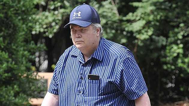 Takto John Hinckley vypadá dnes.