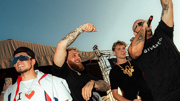 Jon Mariánek přivezl kámoše Jakea Paula do Prahy.