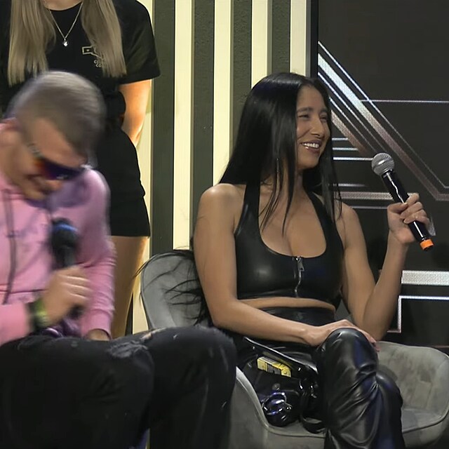 Tiskovka Celebrity Combat.