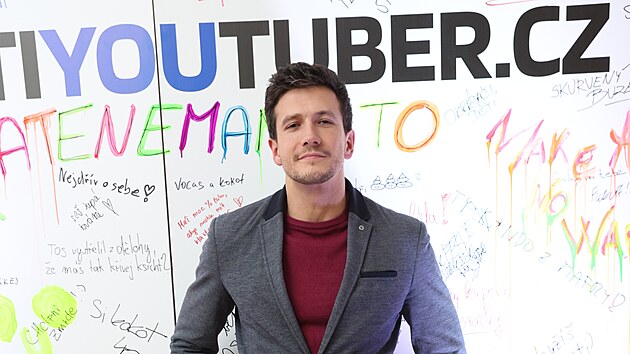 Na vánoční večírek dorazil i Bachelor Jan Solfronk.