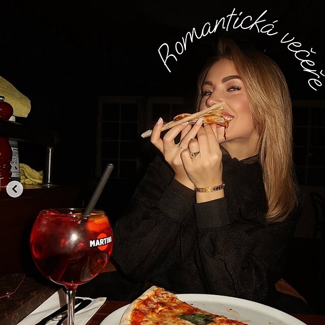 Oslava narozenin Natálie Kočendové.