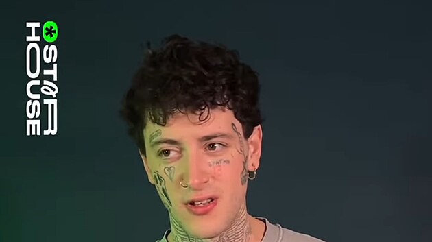 Sensey se objevil ve StarHouse a má blízko k Mishale. Budu nenápadně pozorovat, o čem se spolu baví, reaguje Sandro