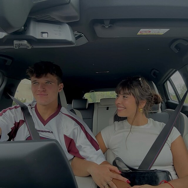 Jakub Menšík s přítelkyní Josefinou