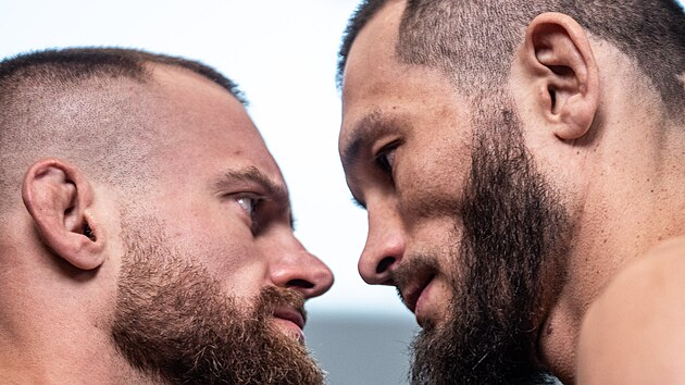 Makhmud Muradov a Patrik Kincl během staredownu