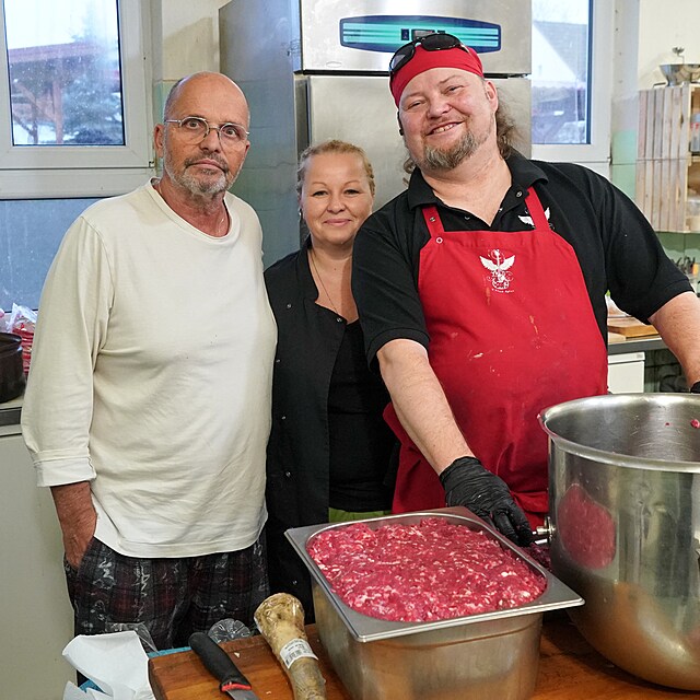 Natáčení Ano, šéfe! v restauraci U Třech kytar