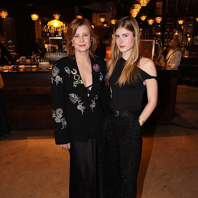 Jitka Schneiderová a její dcera Sofie.